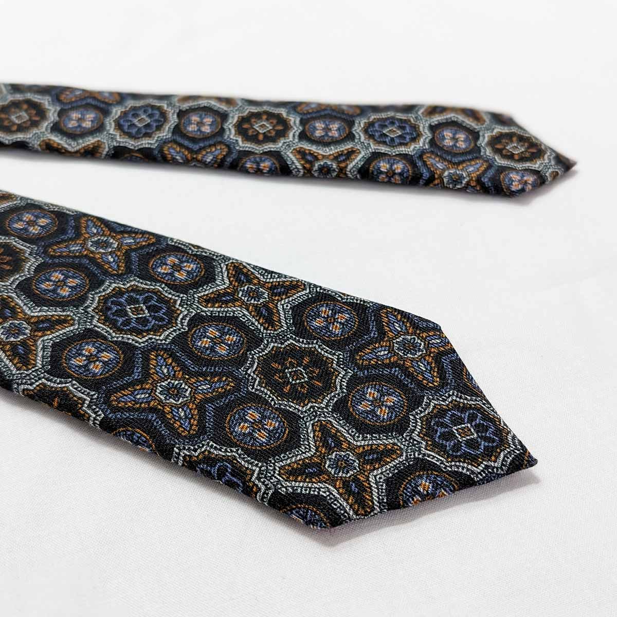 Cravatta Cinque Pieghe Collaboration with Tie Your Tie